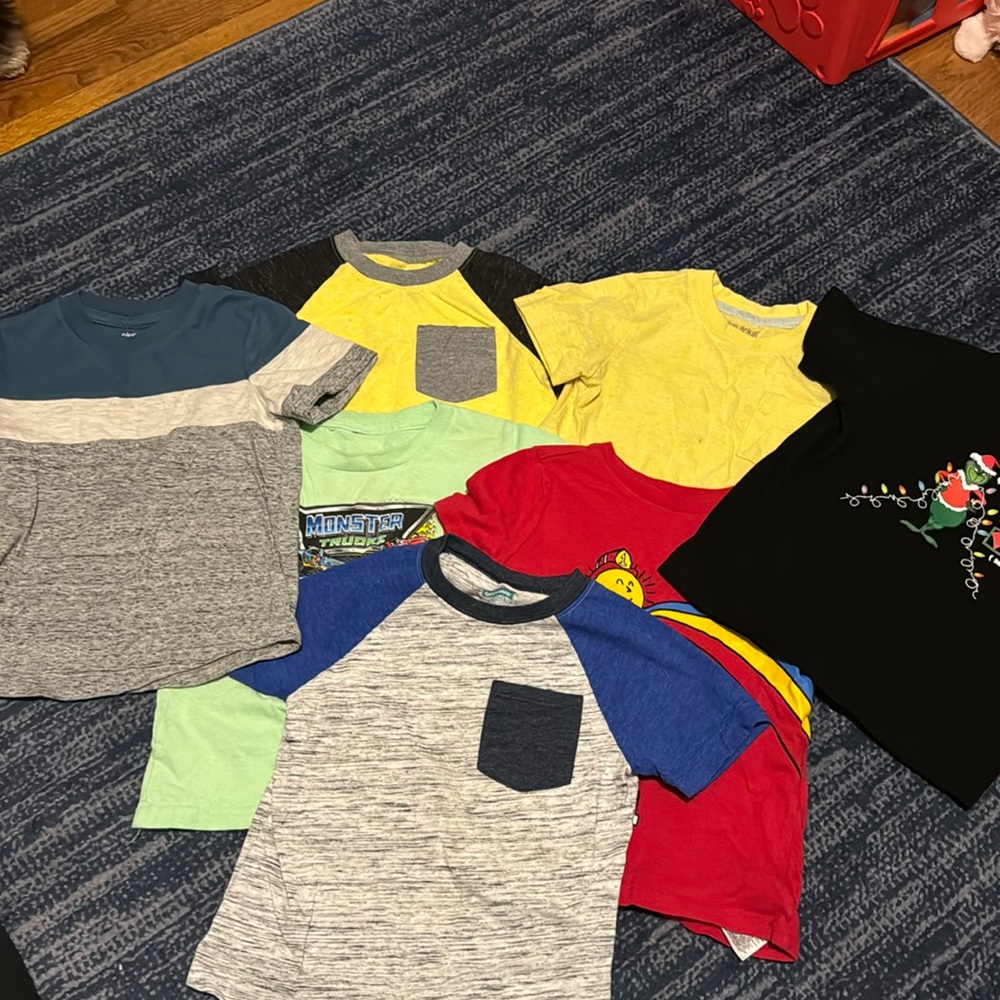 3T boys lot of t shirts